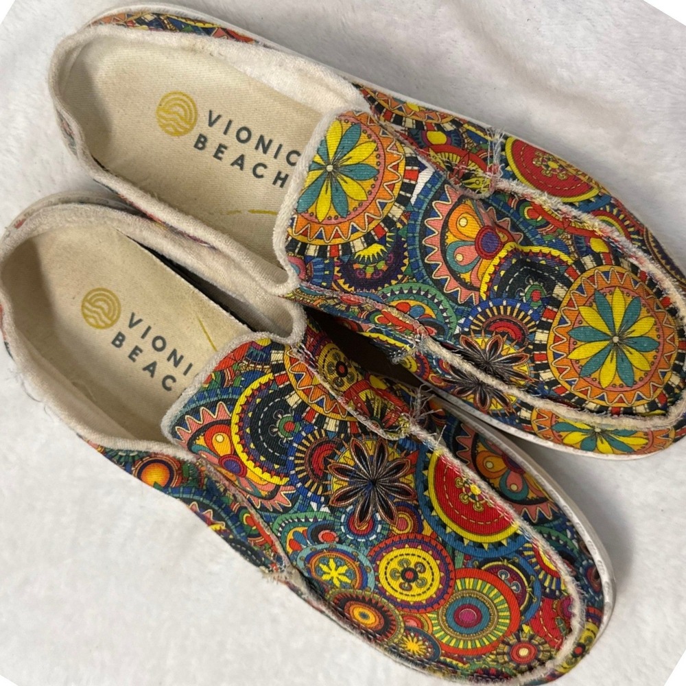 Vionic Beach 11 Slip On Shoes Multicolor Mandala Floral Boho Summer Psychedelic - Picture 2 of 8